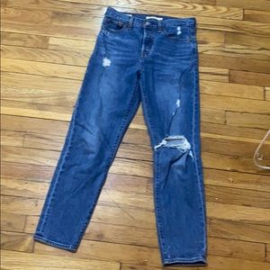 Levi’s wedge 26” jeans blue with wholes